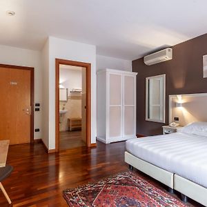 Camera deluxe con letto king size